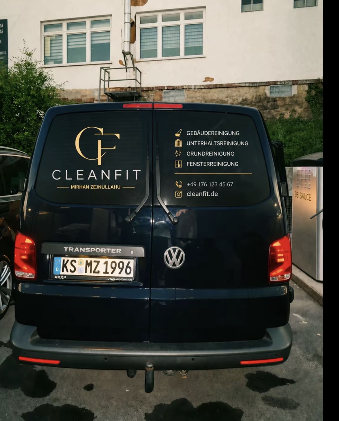 CLEANFIT Servicefahrzeug im Einsatz in Kassel